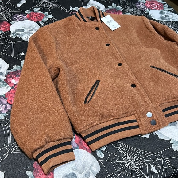 NWT Forever 21 Women's Varsity-Striped Letterman Jacket in Root Beer X-Small - Picture 8 of 12